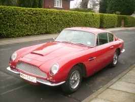 Aston Martin DB6 Vantage